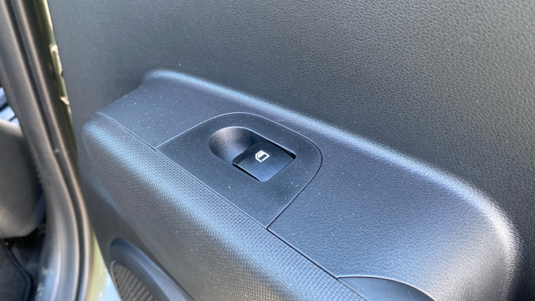 Hyundai INSTER 85kW 01 49kWh 5dr Auto Electric Hatchback